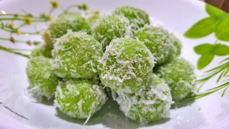 Kuih Buah Melaka