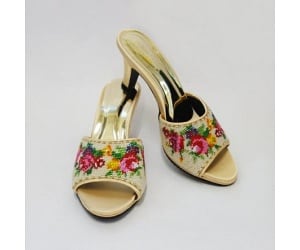 Beaded slippers for the Melaka Nyonya Kebaya